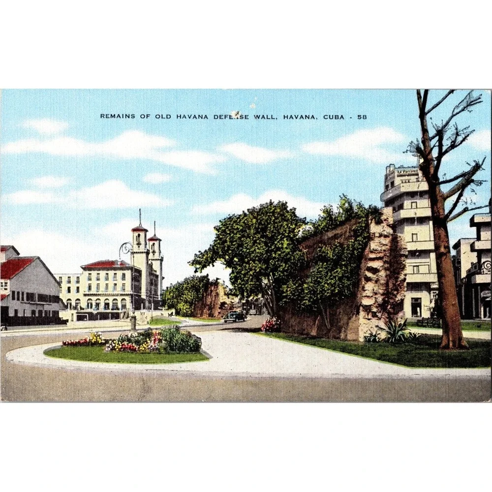 Vintage Havana Cuba Defense Wall Postcard by Roberts Tobacco Co.‎